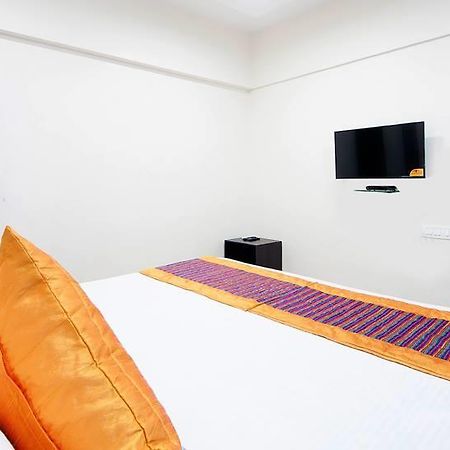 Asian Suites Tulsi Aura Navi Mumbai Esterno foto