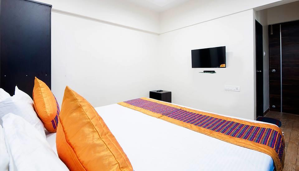 Asian Suites Tulsi Aura Navi Mumbai Esterno foto